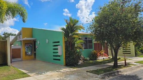 Warm welcome to Casa Shael