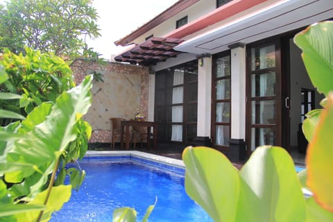 City Villa, 3 Bedrooms | Terrace/patio