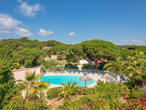 Sky, Water, Cloud, Plant, Azure, Tree, Natural Landscape, Body Of Water, Coastal And Oceanic Landforms, Swimming Pool