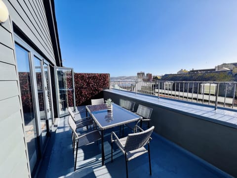 Executive Apartment, Ensuite, Sea View | Exterior