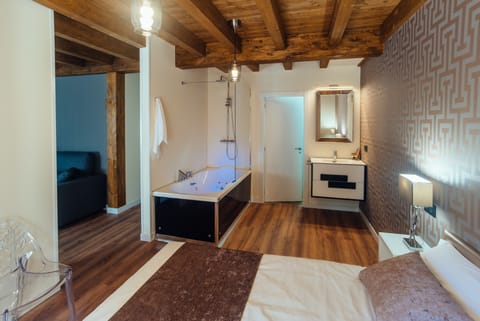 Apartment, Jetted Tub | Deep soaking bathtub