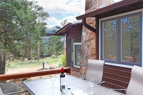 Cabin, 2 Bedrooms | Terrace/patio