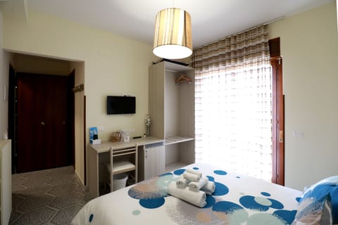Deluxe Double Room | Premium bedding, minibar, desk, cribs/infant beds