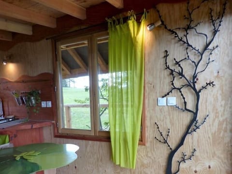 Tree House, Private Bathroom, Mountain View (La Cabane des Cerfs ) | Private kitchen