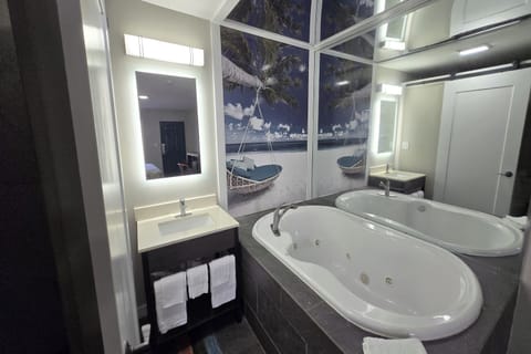 Free toiletries, towels