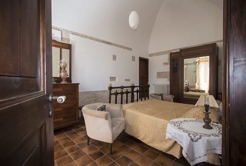 Triple Room | Free WiFi, bed sheets