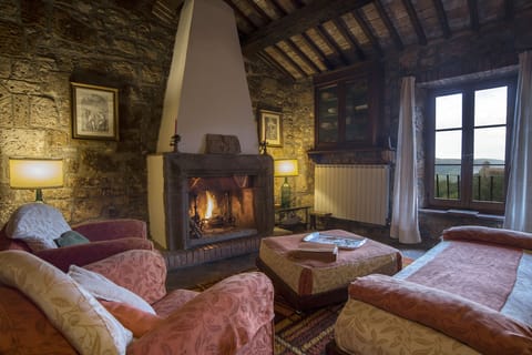 Duplex (Loggia) | Living room | Fireplace