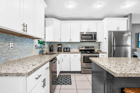 Enjoy a fully equipped kitchen, perfect for deluxe meals or hire a chef!