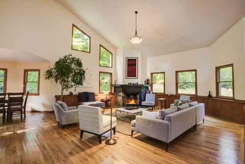 Living Room | Wood Burning Fire Place