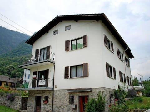House, Property, Building, Architecture, Home, Real Estate, Hill Station, Facade, Rural Area, Mountain