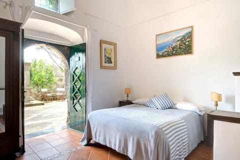 Double or Twin Room, Courtyard View | Premium bedding, down comforters, minibar, individually decorated