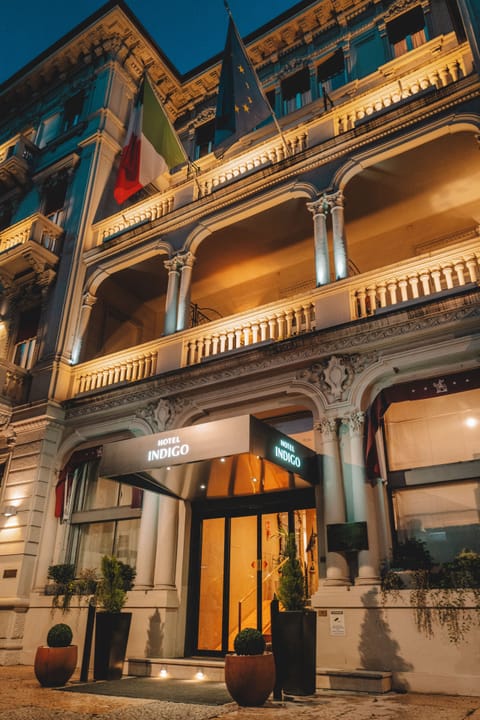 Front of property - evening/night