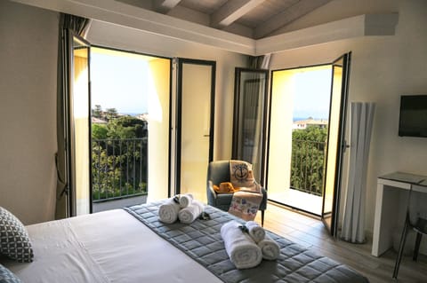 Panoramic Room, 1 King Bed with Sofa bed, Balcony, Sea View | Minibar, in-room safe, desk, blackout drapes