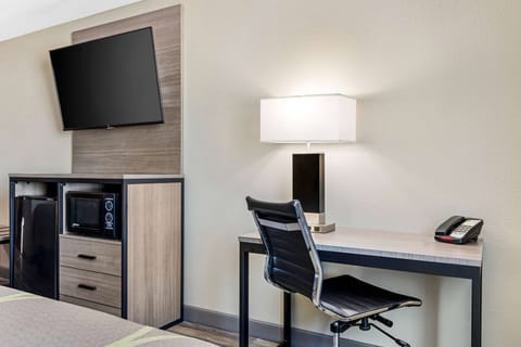 Premium bedding, pillowtop beds, desk, laptop workspace