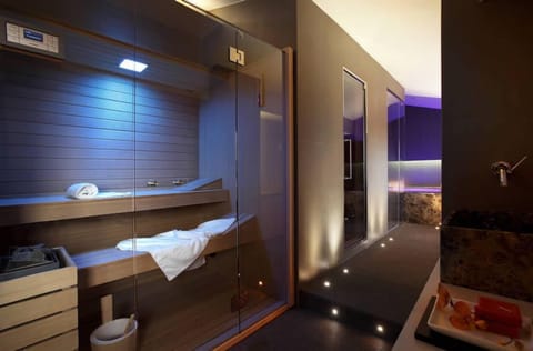 Steam room