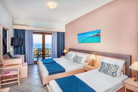 In-room safe, iron/ironing board, free WiFi, bed sheets