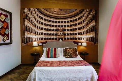 Classic Double Room, Balcony | Down comforters, pillowtop beds, free minibar items, in-room safe