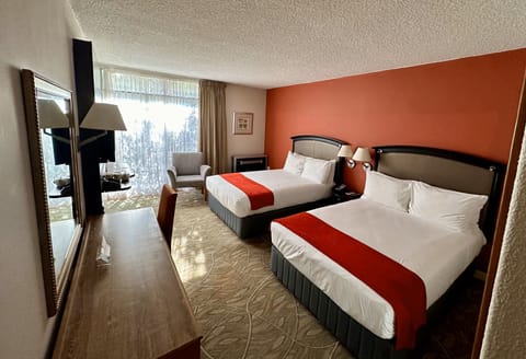 In-room safe, desk, laptop workspace, blackout drapes