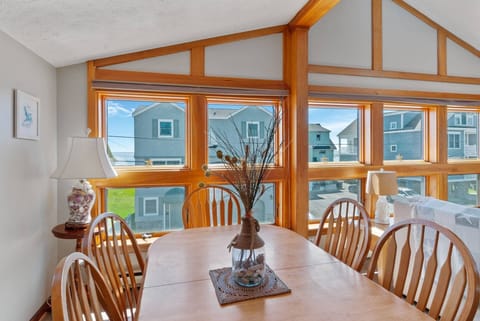 Ocean views at the kitchen table