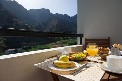 Traditional Studio, Balcony, Mountain View | Balcony