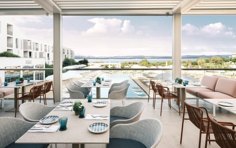 Breakfast, dinner served; Mediterranean cuisine, ocean views 