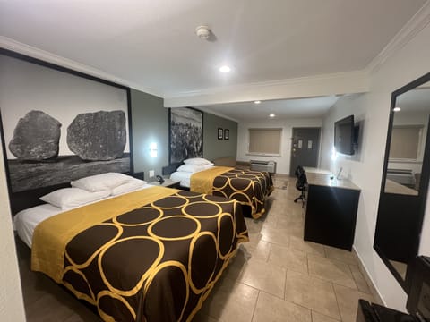 Desk, iron/ironing board (on request), WiFi (free), bed sheets