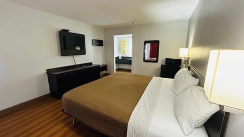 Desk, iron/ironing board, free WiFi, bed sheets