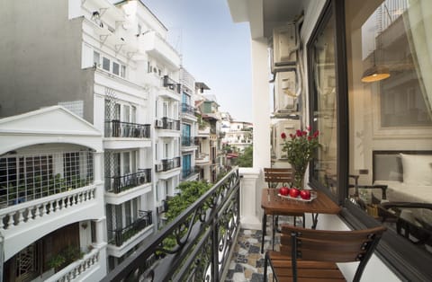 Junior Suite Balcony | City view