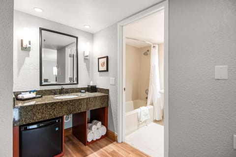 Junior Suite | Bathroom sink
