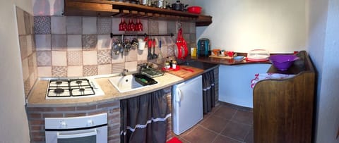 Superior Apartment, 1 Bedroom, Ground Floor | Private kitchenette | Fridge, oven, stovetop, electric kettle