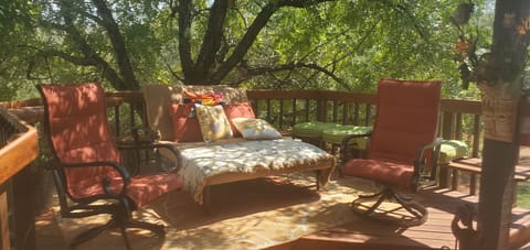 Beautiful, relaxing ,one of a kind patio!