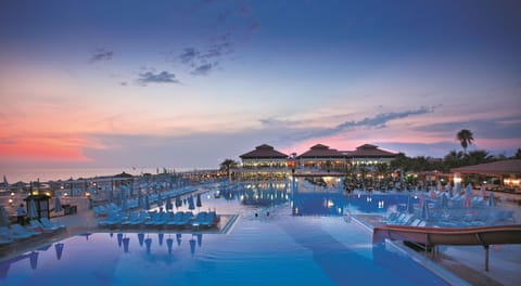 Indoor pool, 3 outdoor pools, pool umbrellas, sun loungers