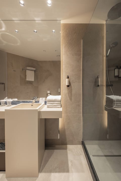 Free toiletries, hair dryer, towels