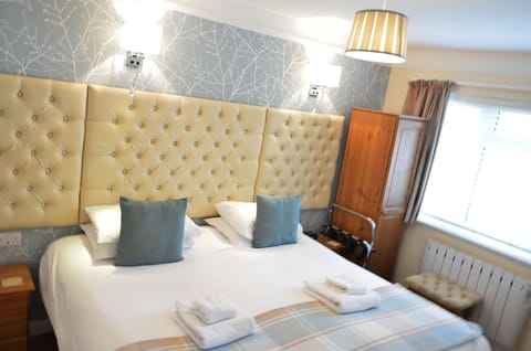 Double Room, Ensuite (Room 10)