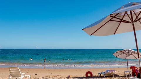 Beach nearby, beach bar