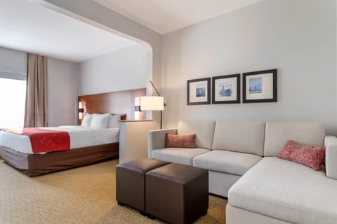 Suite, 1 King Bed, Non Smoking | In-room safe, desk, laptop workspace, blackout drapes