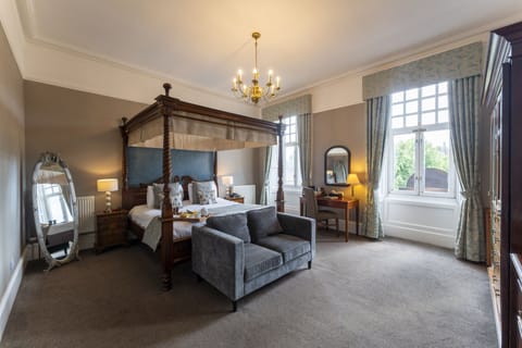 Junior Suite | Premium bedding, desk, soundproofing, iron/ironing board