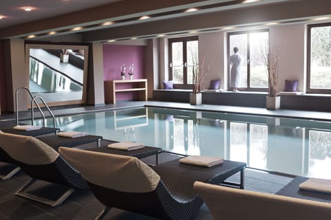 Indoor pool, outdoor pool
