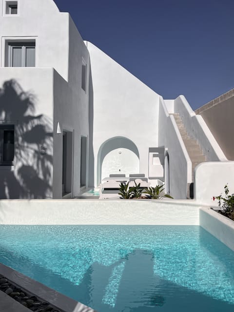 Grand Villa with Private Pool and Hot Tub, Split Level | Terrace/patio
