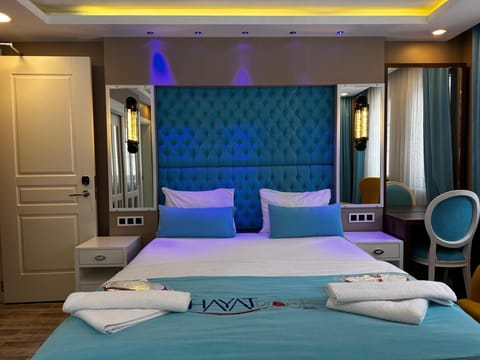 Superior Double Room | Premium bedding, in-room safe, blackout drapes, soundproofing