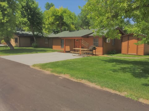 2 bedroom cottage