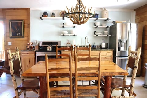 Pots, pans, toaster, icemaker, water filter, microwave, blender, crockpot plus!