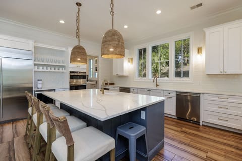 Gourmet kitchen, two dishwashers, two ovens, two beverage refrigerators