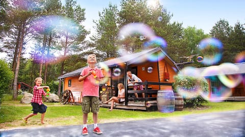 Wild West Cabin (Linen excluded) | Terrace/patio