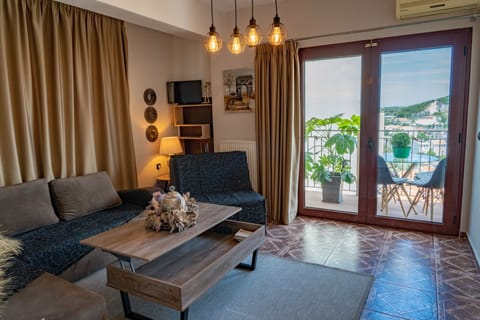 Apartment | Living room | LCD TV