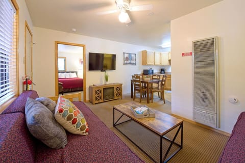 Standard Apartment, 1 Bedroom, Mountain View | Egyptian cotton sheets, premium bedding, in-room safe, blackout drapes