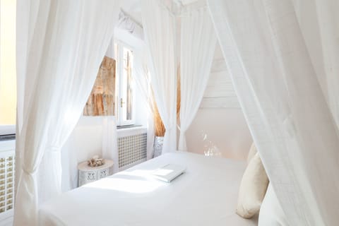 Apartment | 2 bedrooms, iron/ironing board, cribs/infant beds, free WiFi