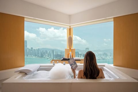Suite, Harbor View (Upper) | Frette Italian sheets, hypo-allergenic bedding, down comforters