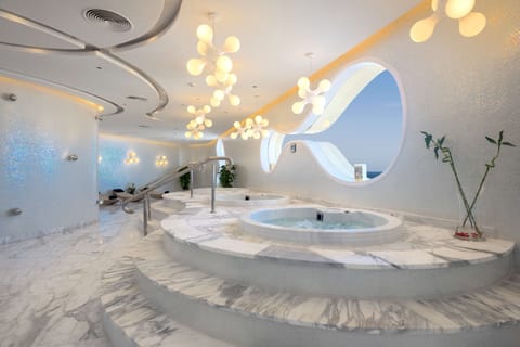 Sauna, hot tub, steam room, Turkish bath, body treatments, hydrotherapy