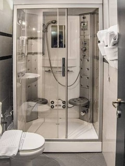 Double Room, 1 Double Bed, Fireplace, Mountain View | Bathroom | Designer toiletries, hair dryer, slippers, towels